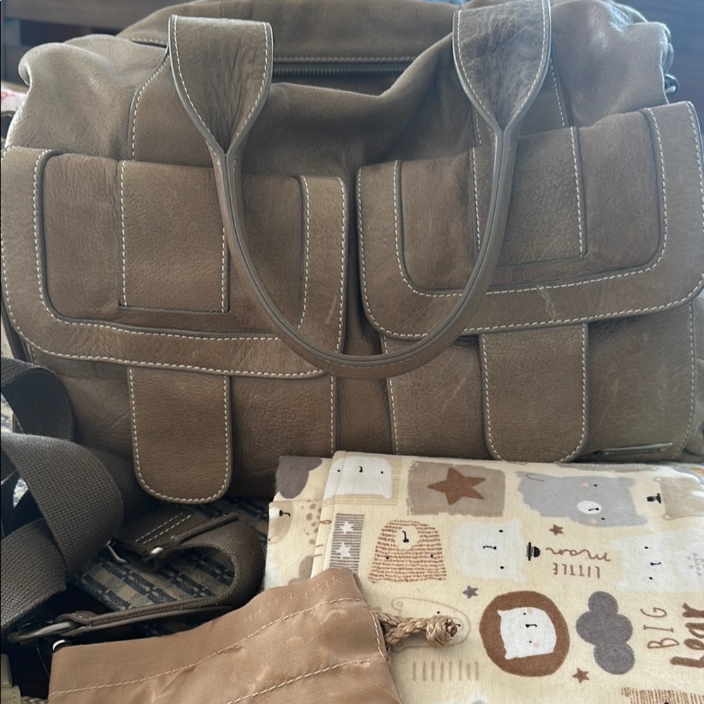 Storksak Tan Diaper/Travel bag w/shoulder strap